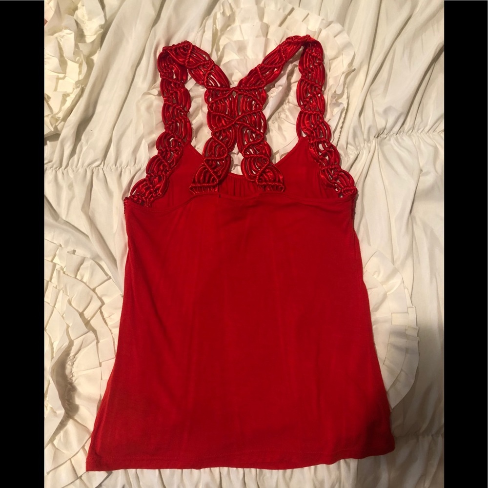 Red Tank - Picture 3 of 3